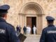 Ritrovato a Teramo un fregio sacro rubato dalle Marche Ritrovato a Teramo un fregio sacro rubato dalle Marche