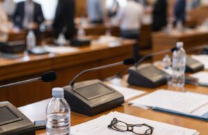 Teramo, il consiglio comunale in bilico: a rischio la surroga di Liouras Teramo, il consiglio comunale in bilico: a rischio la surroga di Liouras