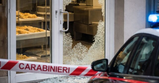 Denunciata coppia per tentato furto in laboratorio di pasta a Giulianova