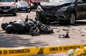 Incidente mortale a Villa Zaccheo: scooterista 44enne perde la vita nello scontro con un SUV Incidente mortale a Villa Zaccheo: scooterista 44enne perde la vita nello scontro con un SUV