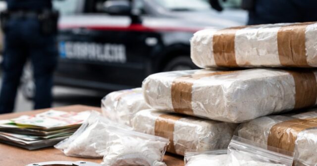 Indagine sul traffico di cocaina coinvolge anche l'Abruzzo: otto arresti Indagine sul traffico di cocaina coinvolge anche l'Abruzzo: otto arresti