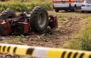Tragedia nelle campagne: agricoltore muore schiacciato dal trattore Tragedia nelle campagne: agricoltore muore schiacciato dal trattore