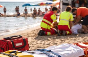 Turista di 83 anni muore sulla spiaggia di Montesilvano a causa del caldo Turista di 83 anni muore sulla spiaggia di Montesilvano a causa del caldo
