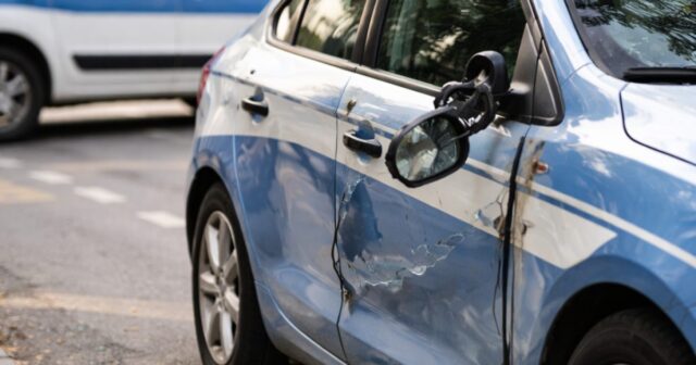 Arrestato un 25enne dopo aver aggredito un agente della polizia locale a Pescara Arrestato un 25enne dopo aver aggredito un agente della polizia locale a Pescara