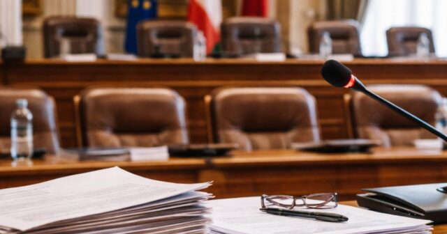 Core critica Cavallari sulla crisi dell'ASP1: "Pensi ai lavoratori prima di rimpasti"