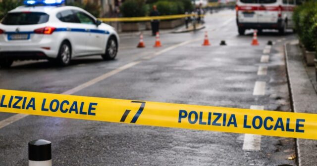 Crolla la tettoia di un distributore a Pescasseroli, operaio gravemente ferito Crolla la tettoia di un distributore a Pescasseroli, operaio gravemente ferito