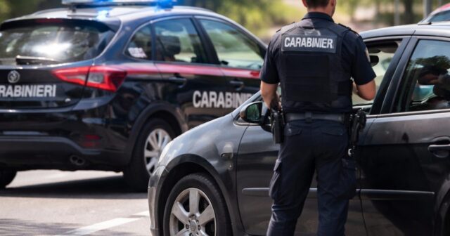 Denunciato automobilista con patente revocata da quasi trent'anni