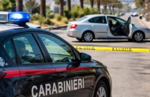 Denunciato un cittadino straniero sorpreso nudo in auto sul lungomare Europa Denunciato un cittadino straniero sorpreso nudo in auto sul lungomare Europa