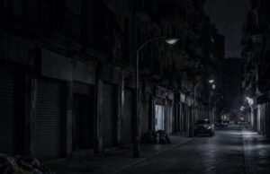 Forcella al buio da oltre due settimane: il consigliere Di Berardino chiede interventi immediati Forcella al buio da oltre due settimane: il consigliere Di Berardino chiede interventi immediati