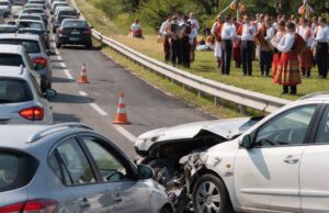 Incidente sulla Teramo Mare: il presidente D’Angelo incontra il Laccio d’Amore Incidente sulla Teramo Mare: il presidente D'Angelo incontra il Laccio d'Amore