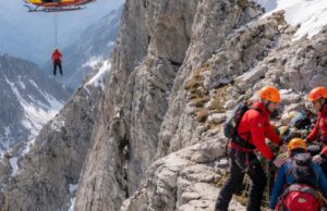 Intervento di soccorso sul Pizzo Intermesoli dopo un incidente tra alpinisti Intervento di soccorso sul Pizzo Intermesoli dopo un incidente tra alpinisti