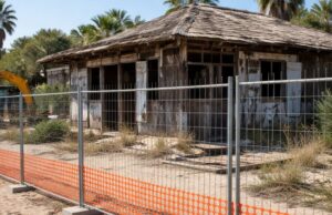 Intervento sullo chalet “Rosso di Sera” a Giulianova dopo l’ordinanza di demolizione Intervento sullo chalet "Rosso di Sera" a Giulianova dopo l'ordinanza di demolizione