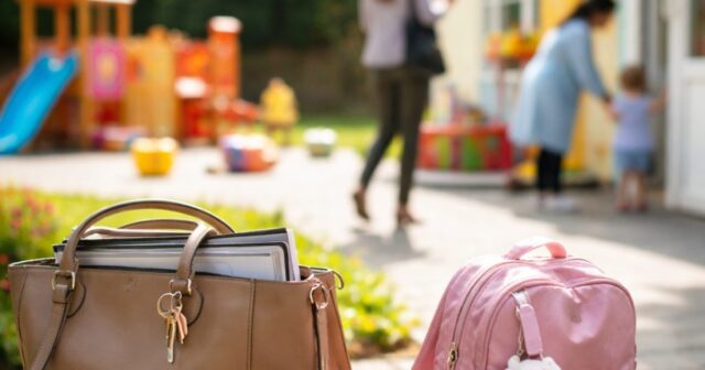 Lettera di una madre lavoratrice al Comune di Teramo: le difficoltà di conciliazione tra lavoro e famiglia Lettera di una madre lavoratrice al Comune di Teramo: le difficoltà di conciliazione tra lavoro e famiglia