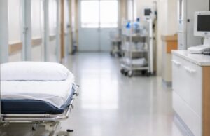 Mistero sulla morte di un uomo di 58 anni trovato tra auto e trattore ad Assergi Mistero sulla morte di un uomo di 58 anni trovato tra auto e trattore ad Assergi