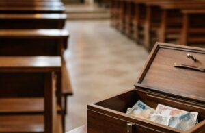Furto di offerte in chiesa a Sulmona: denunciato un sessantenne Furto di offerte in chiesa a Sulmona: denunciato un sessantenne