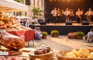 Inaugurata la 57ª Sagra del Prosciutto Abruzzese e Festival dell’Organetto Ddù Botte Inaugurata la 57ª Sagra del Prosciutto Abruzzese e Festival dell'Organetto Ddù Botte