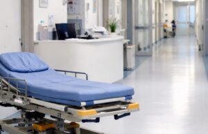 Incidente sulla Statale 80: motociclista ferito trasportato in ospedale Incidente sulla Statale 80: motociclista ferito trasportato in ospedale