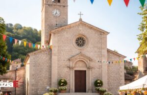 Riapre la chiesa di San Lorenzo Martire a Colleminuccio di Teramo dopo i lavori post sisma Riapre la chiesa di San Lorenzo Martire a Colleminuccio di Teramo dopo i lavori post sisma