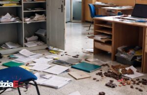 Furto alla Teramo 4 di via Aldo Moro: ladri vandalizzano e cercano dati sensibili Furto alla Teramo 4 di via Aldo Moro: ladri vandalizzano e cercano dati sensibili